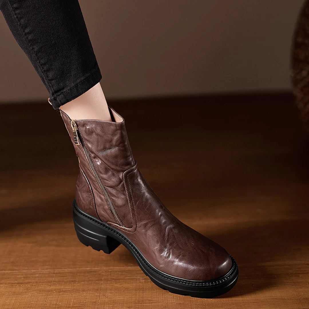 小个子手工女鞋6cm~圆头极简风复古马丁靴新款时尚厚底不累脚短靴