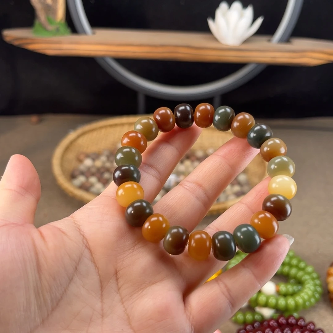 白玉菩提吊坠菩提