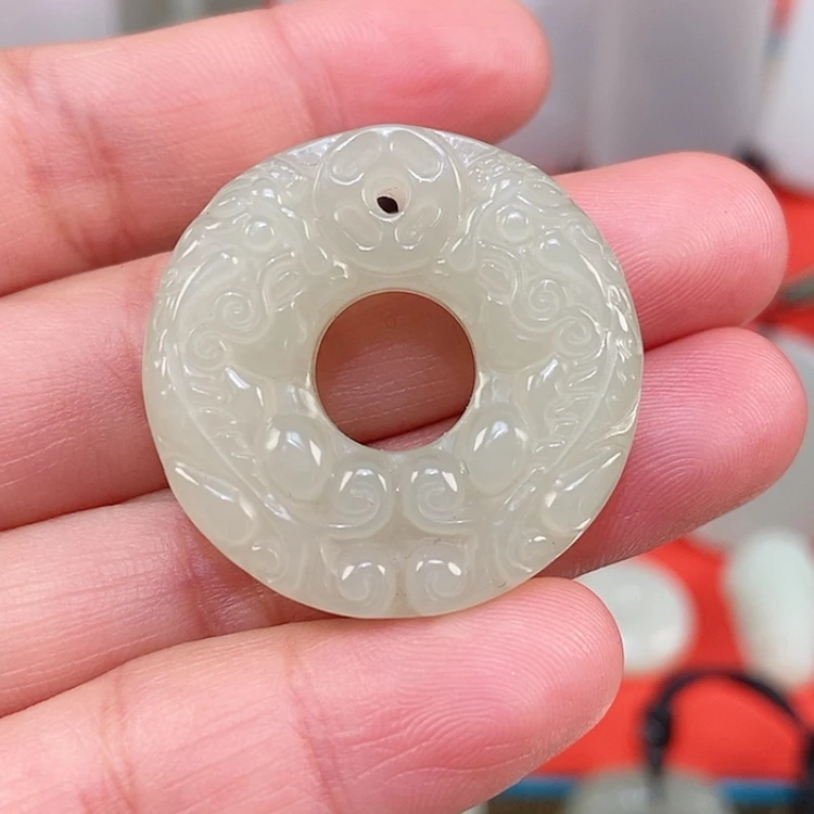 【闪购商品】颈饰未镶嵌和田玉