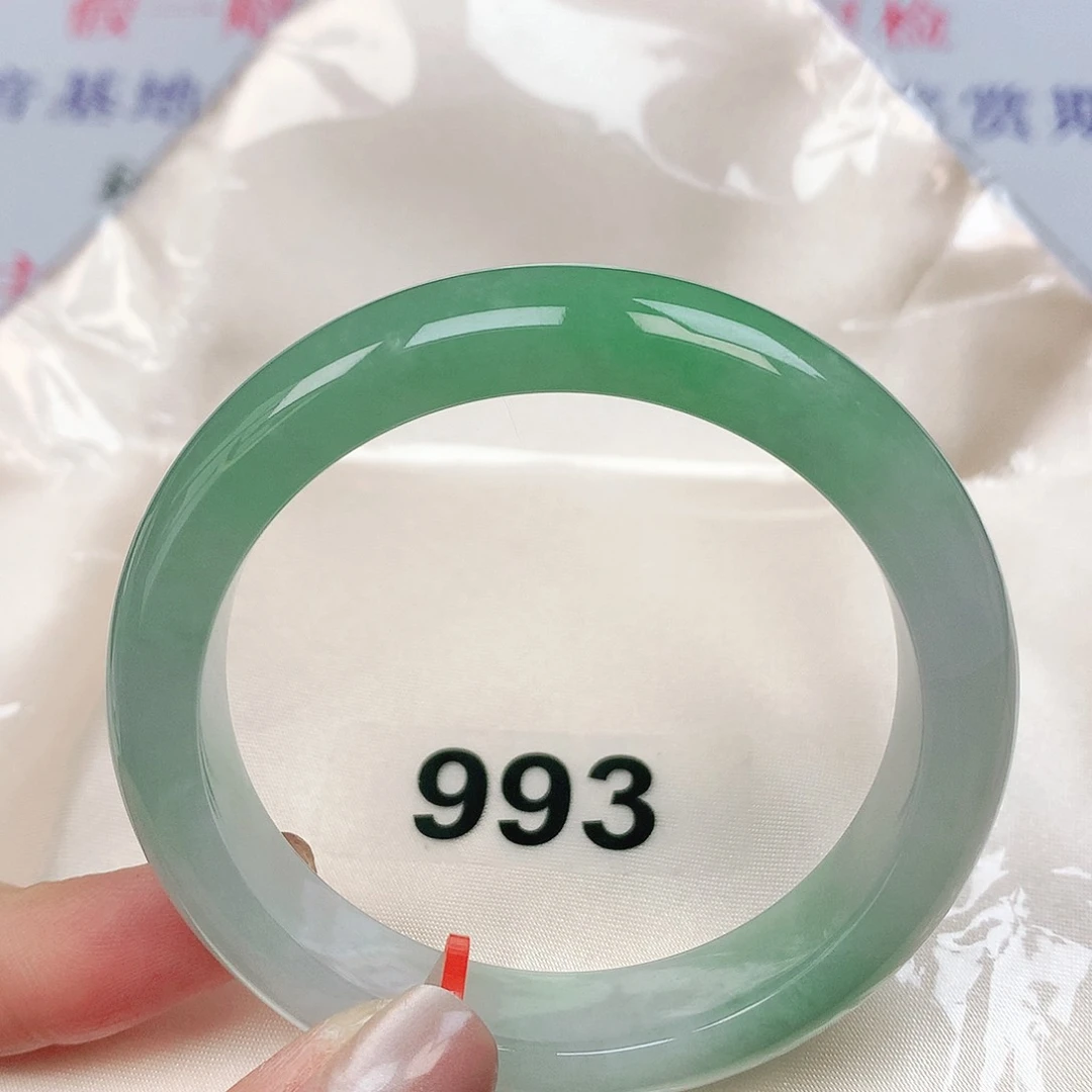 翡翠手镯未镶嵌51 51 51