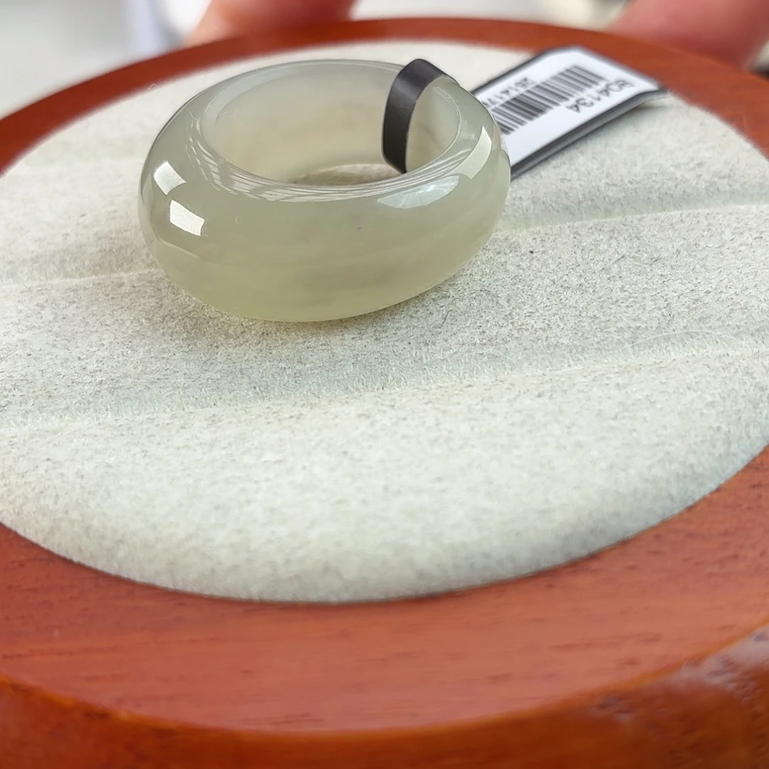 和田玉未镶嵌戒指r74飘紫晴水馒头18.3