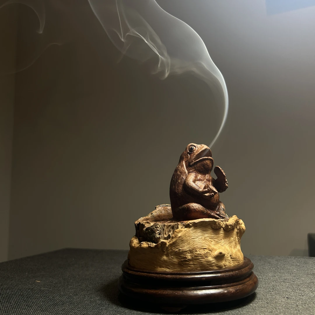 荔枝木手工雕刻蛙趣香炉摆件手工雕刻熏香