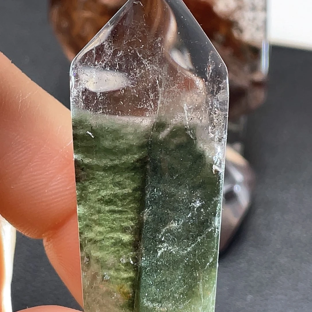 水晶颈饰未镶嵌扬****司