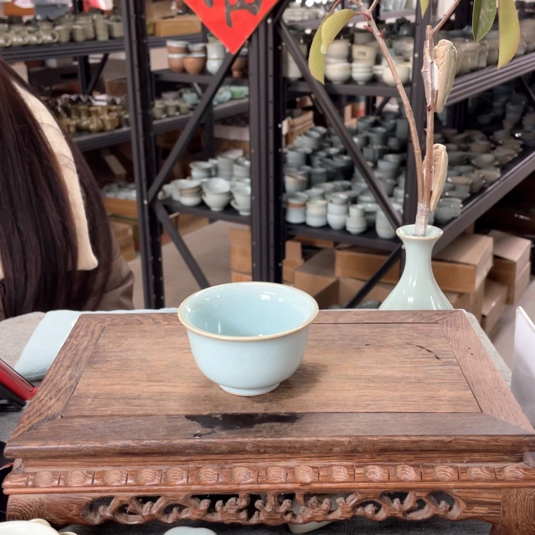 天青手拉支烧压手杯微瑕
