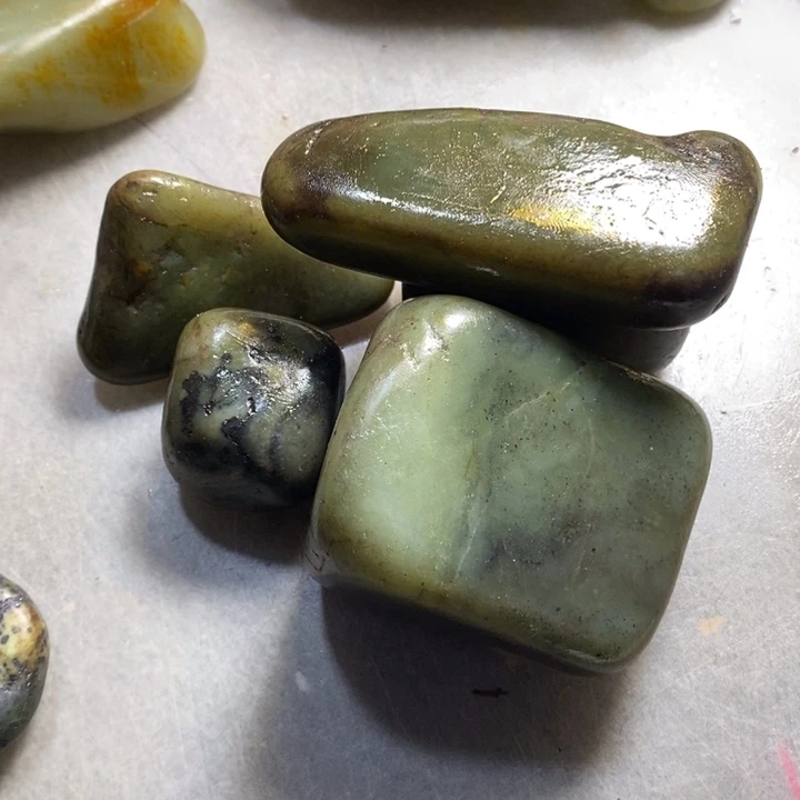 未镶嵌和田玉（糖玉）挂件