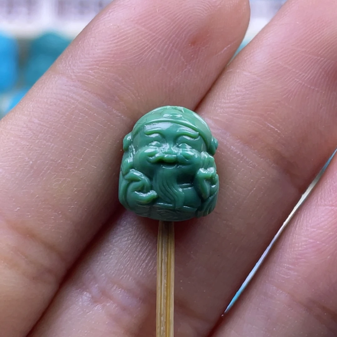 绿松石未镶嵌天然原矿绿松石雕件