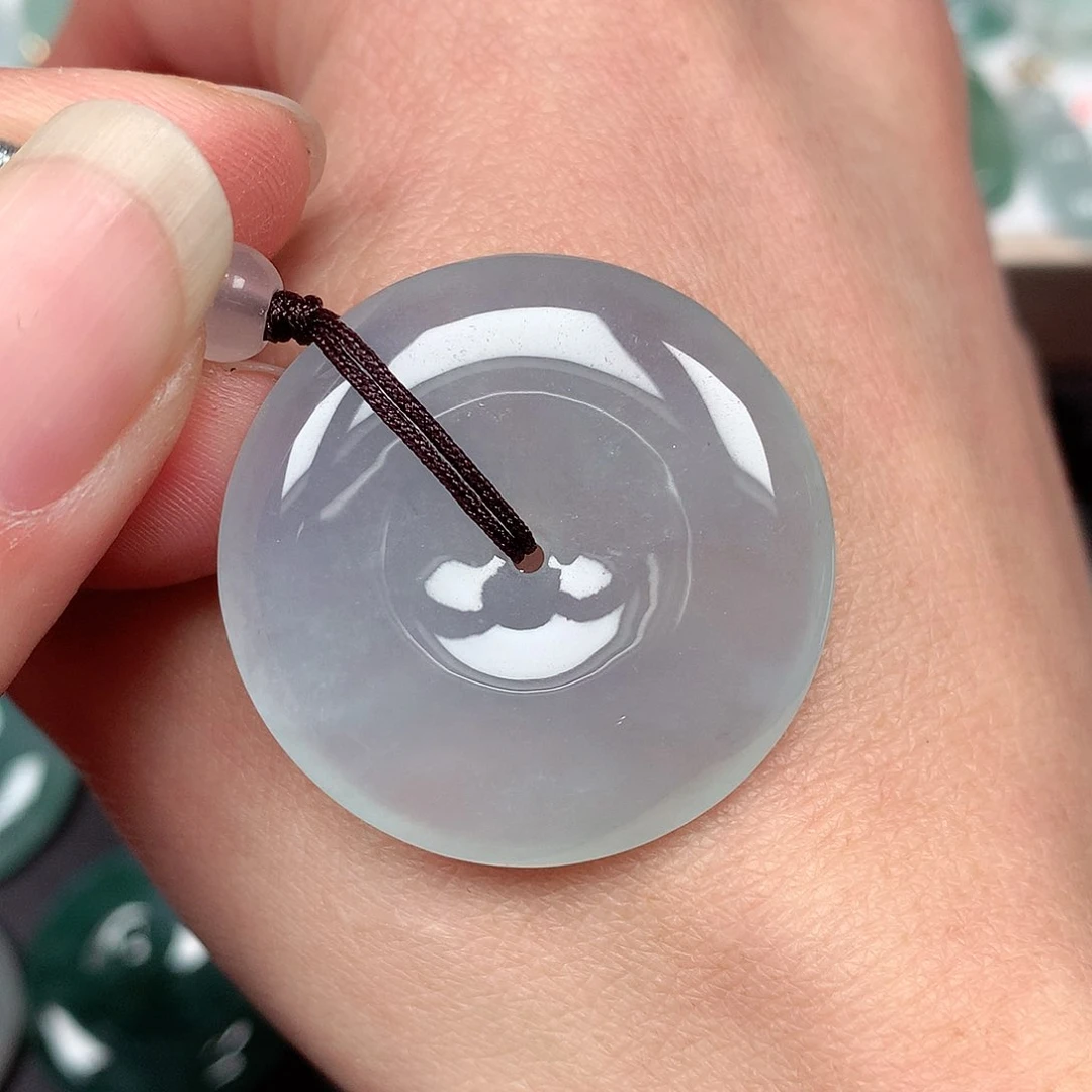 翡翠颈饰未镶嵌平安扣吊坠