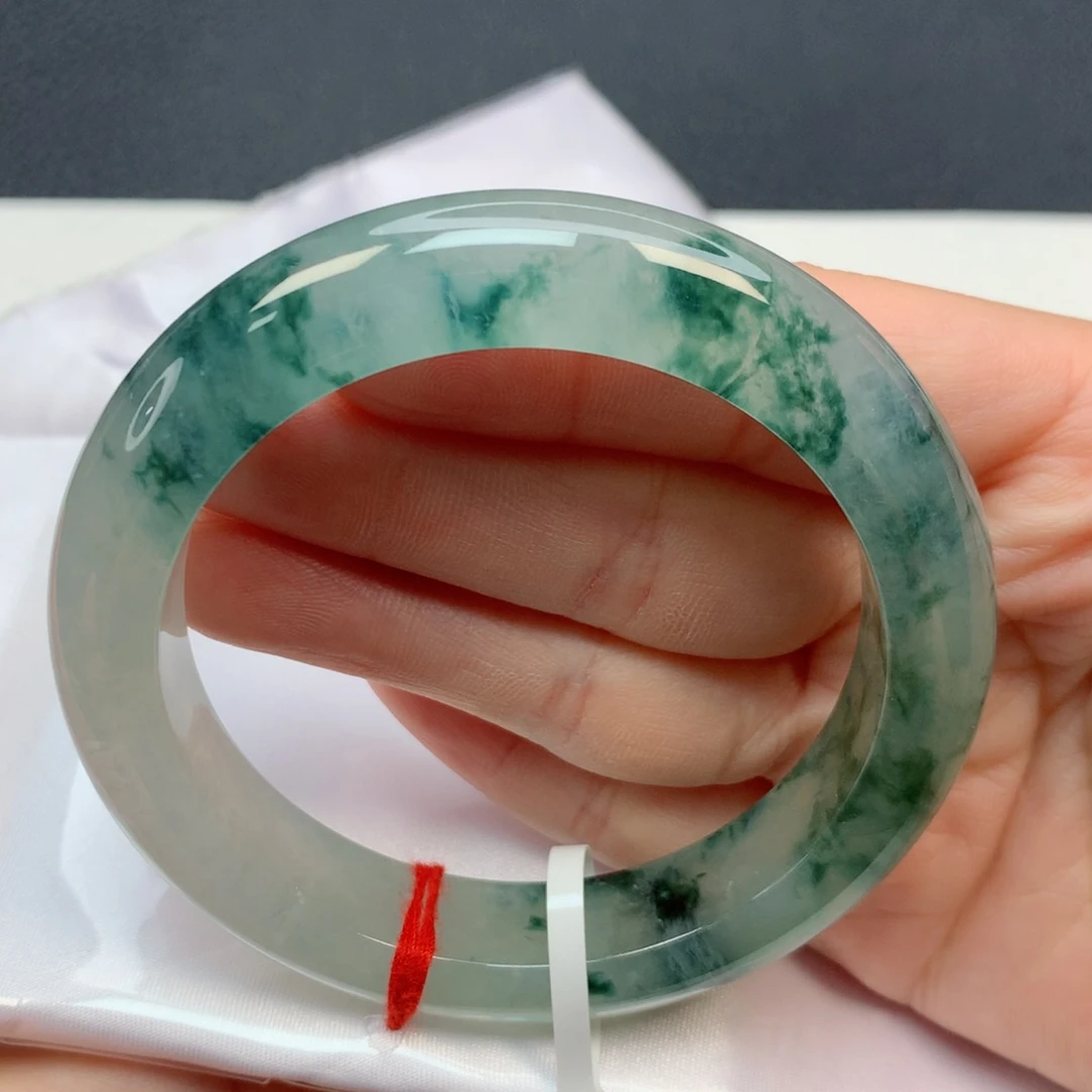 翡翠手镯未镶嵌56-57冰冰透透起双眼皮意境飘花