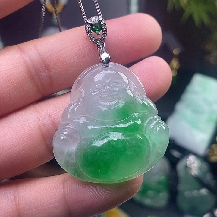 翡翠未镶嵌吊坠(赠链)