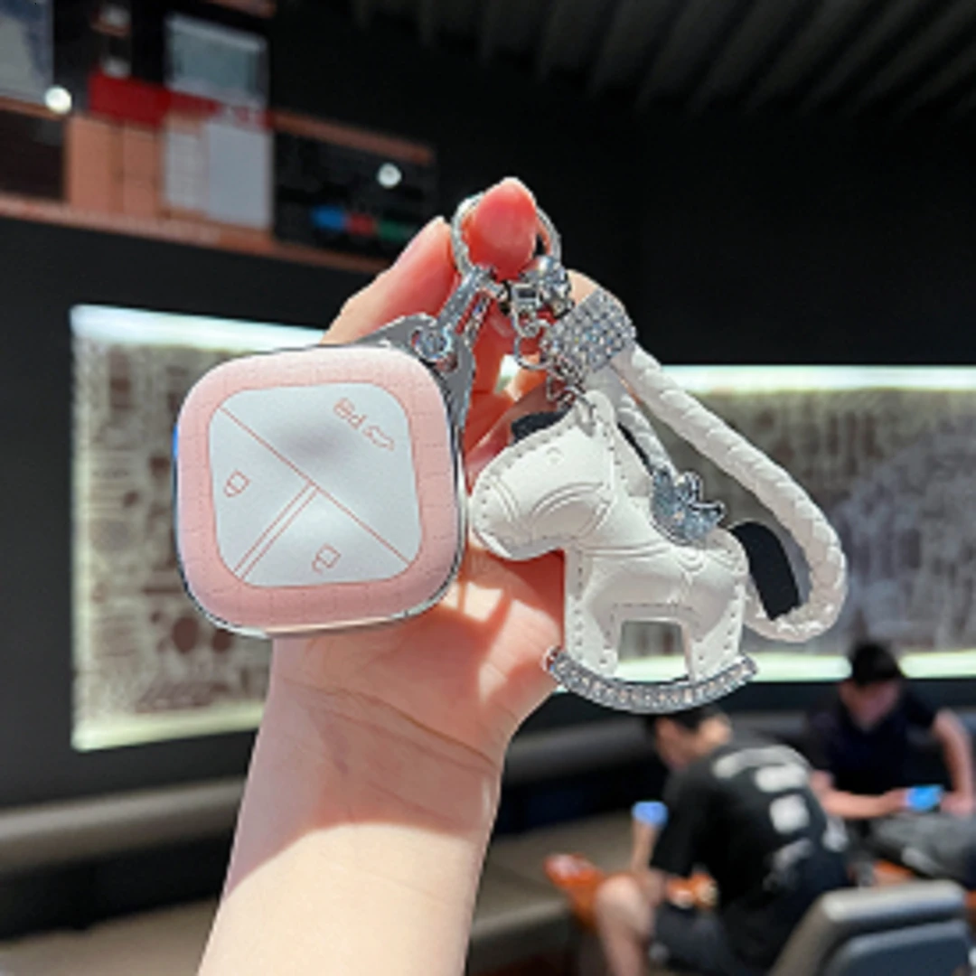 适用五菱宏光缤果汽车钥匙套宏光miniev马卡龙Air ev晴空高档壳扣
