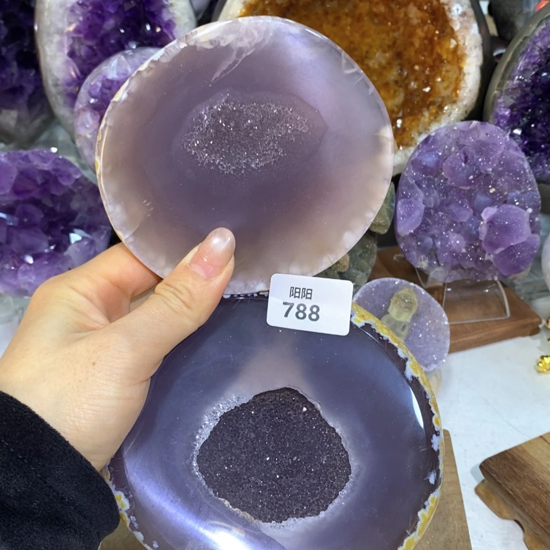 未镶嵌水晶大型摆件（非配饰）