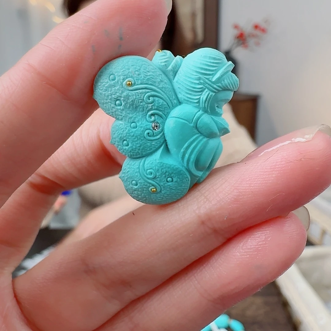 绿松石未镶嵌挂件