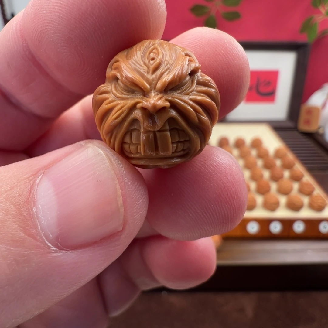 核桃吊坠1.92大金牙单颗