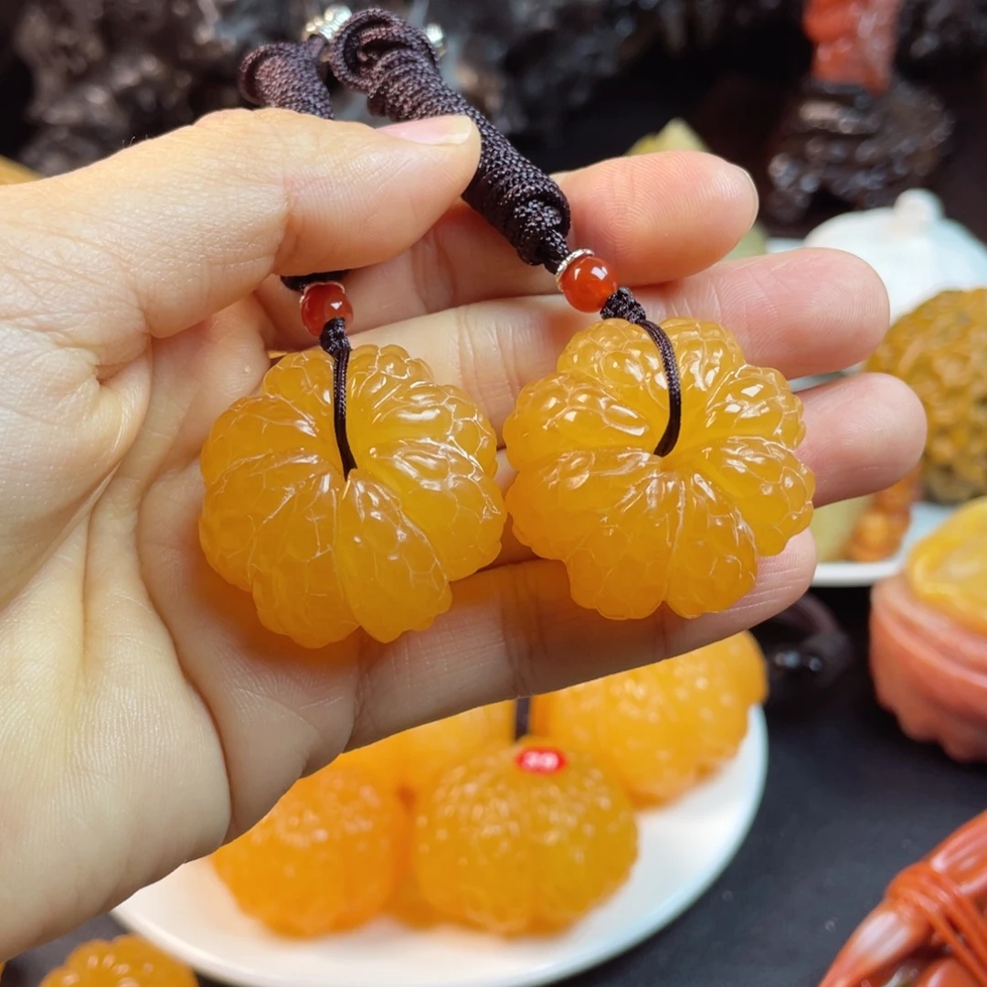 寿山石手艺人雕刻