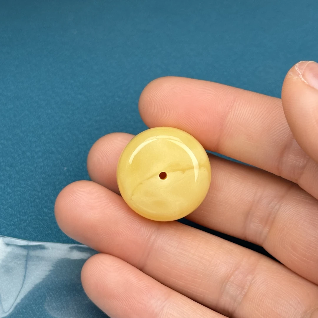 Y1239天然原矿蜜蜡 鸡油黄墩子 22.7*12mm 抖音基地质检发货