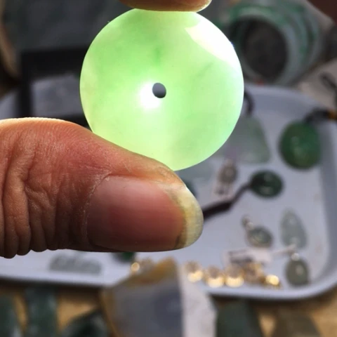 翡翠散珠天然翡翠