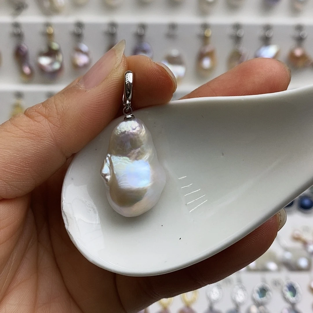 未镶嵌颈饰淡水珍珠