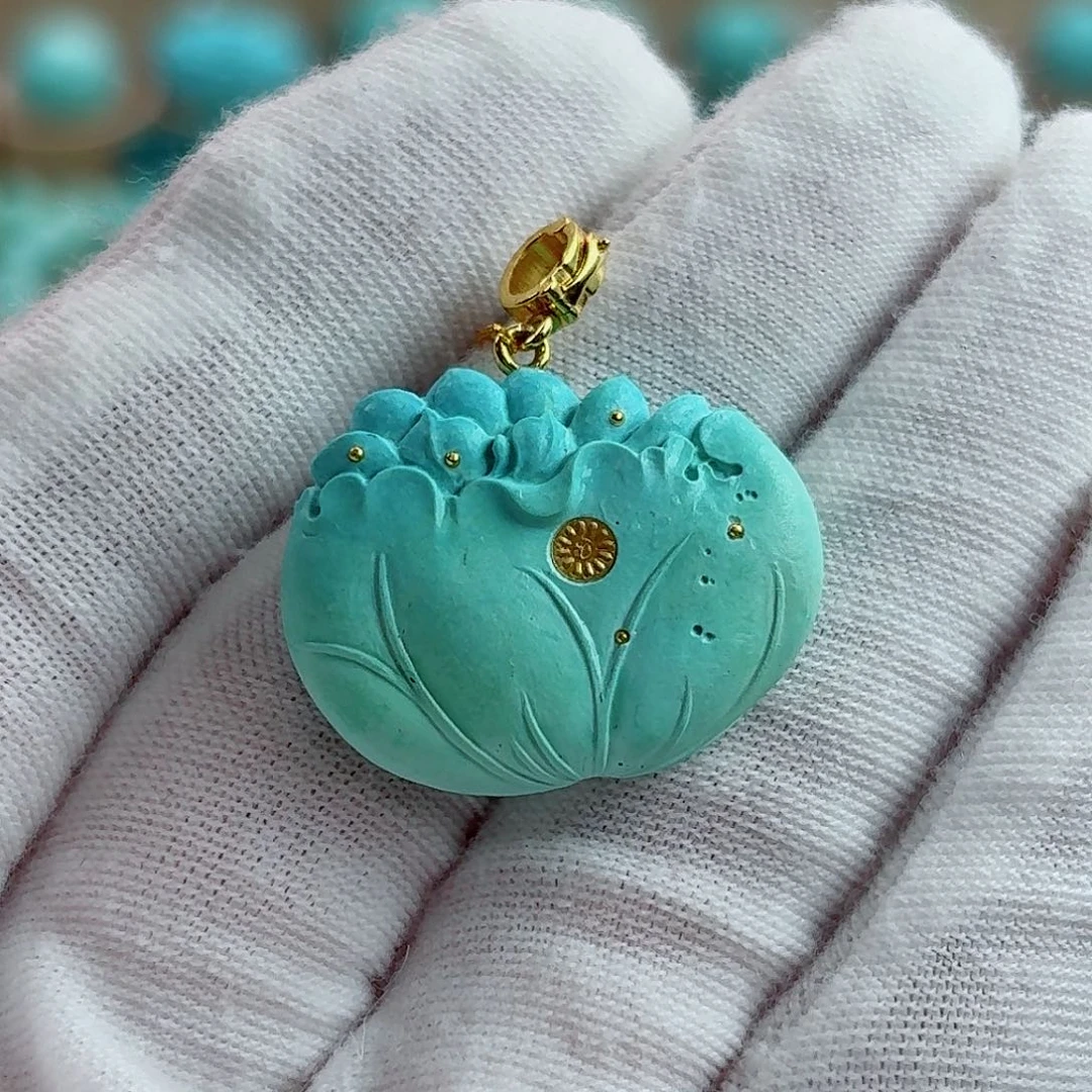 绿松石未镶嵌珠宝奇石