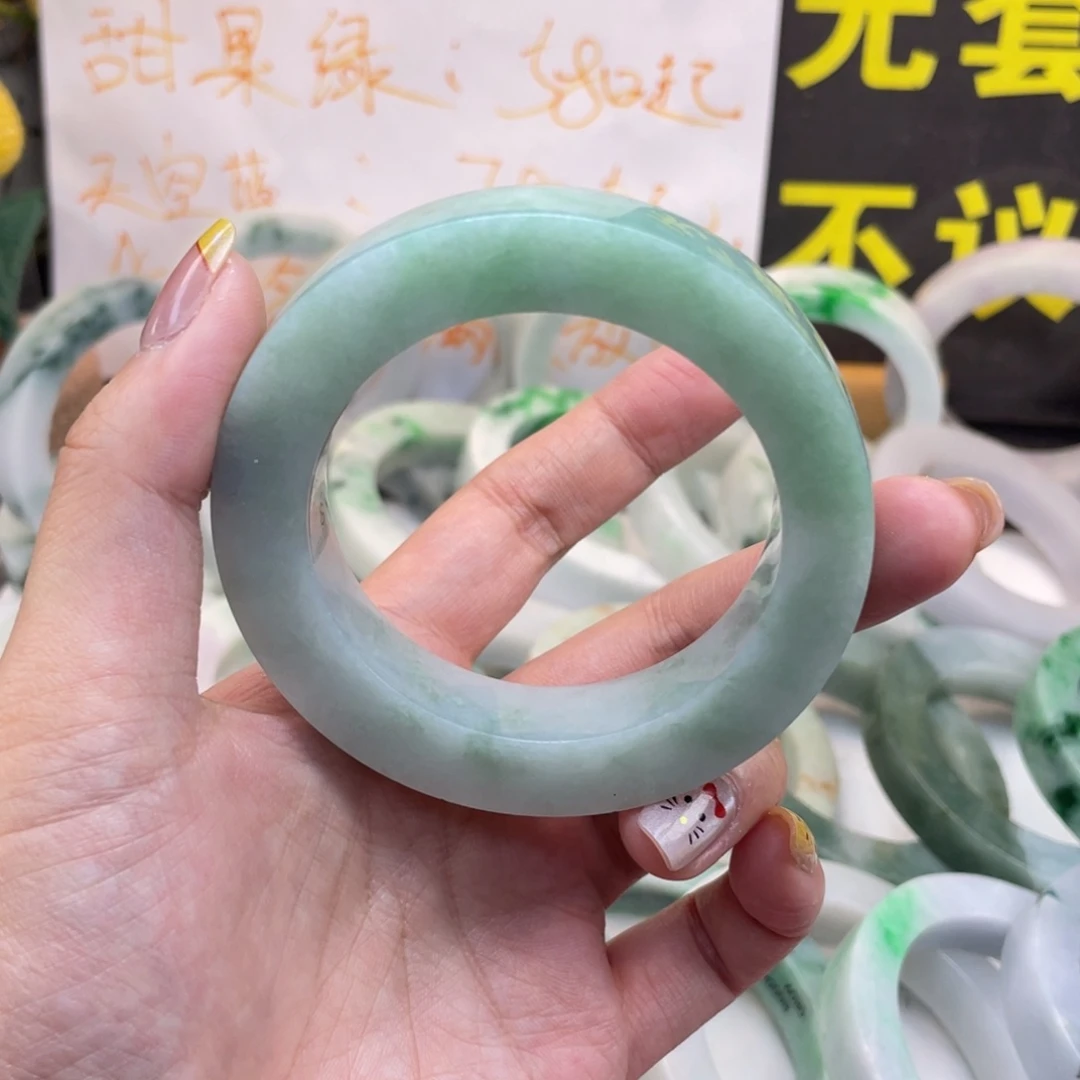 定制翡翠未镶嵌翡翠A货