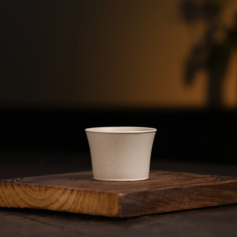 | 羊脂白段品茗杯  一方木上  待启茶香 静谧时光