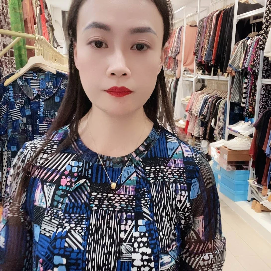 肥肥伊人精品女装