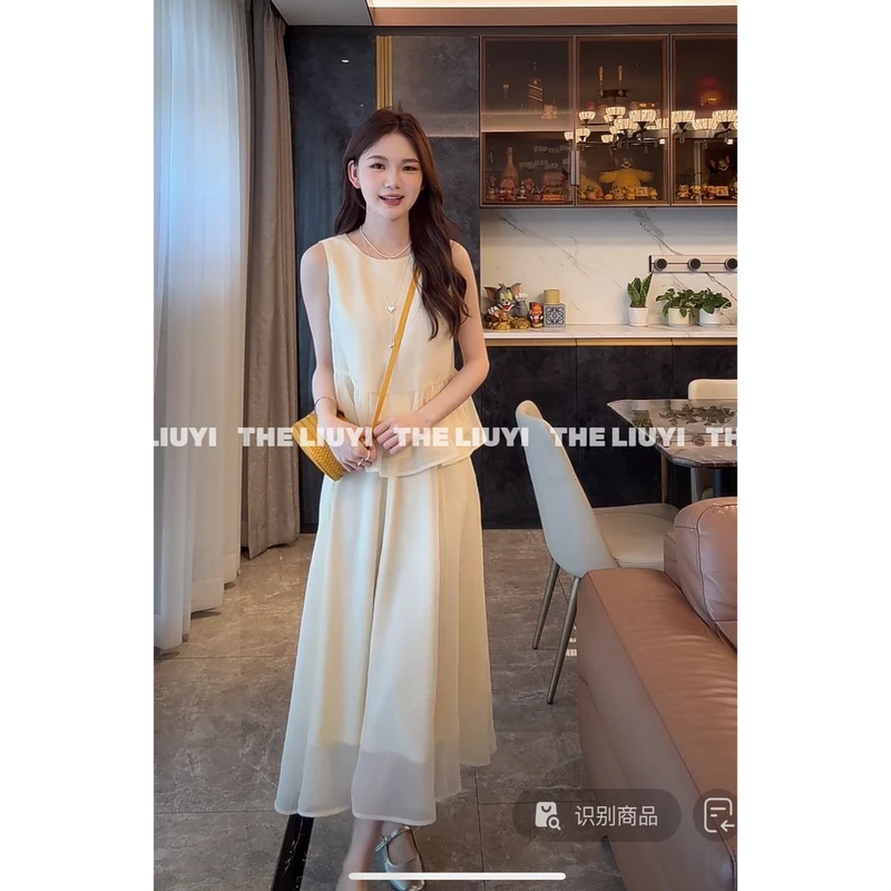 【LIUYI】悠然套装~新款气质温柔蓝色无袖上衣半身裙两件套56033