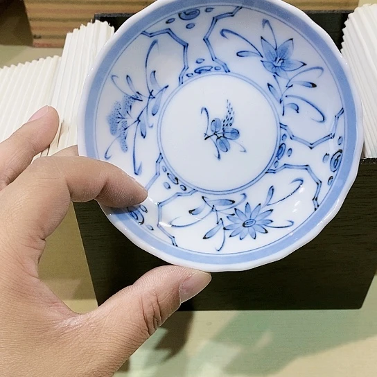紫砂聚鑫中古茶具瓷器如图所示