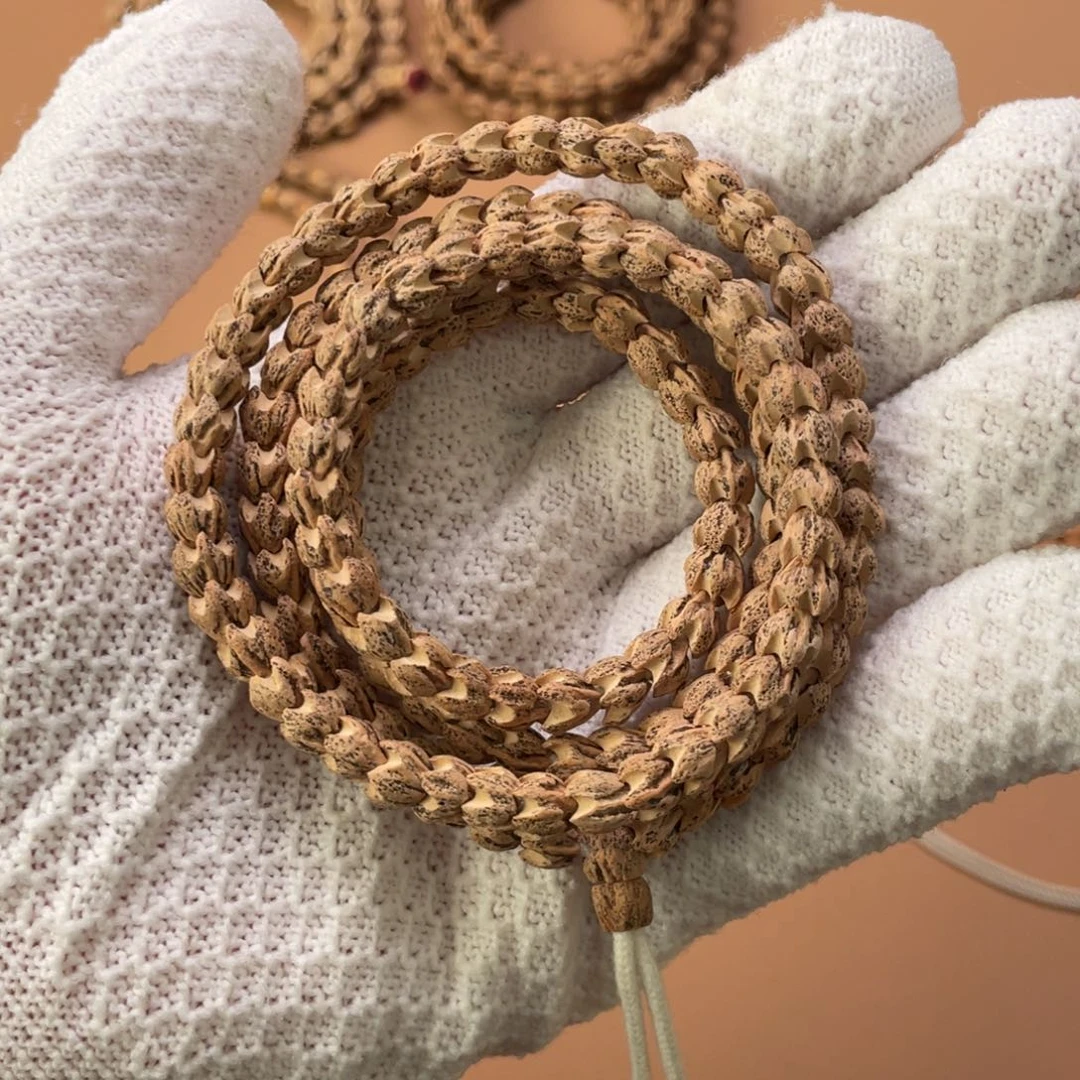 吊坠柏香籽/百香籽高货款 飞龙在天