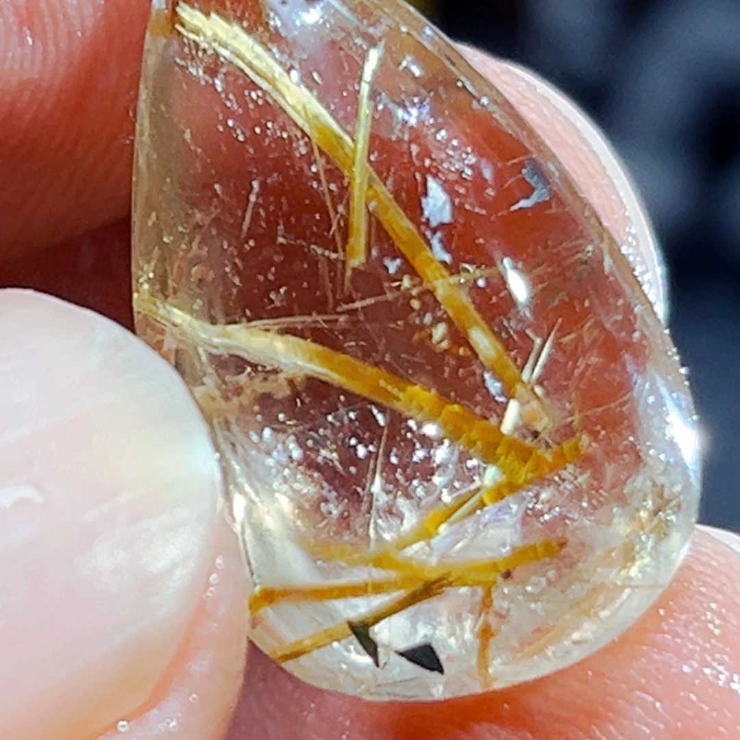 惠***车颈饰未镶嵌水晶水晶47