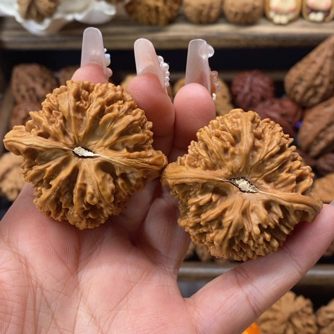 正***人文玩核桃吊坠038满天星46