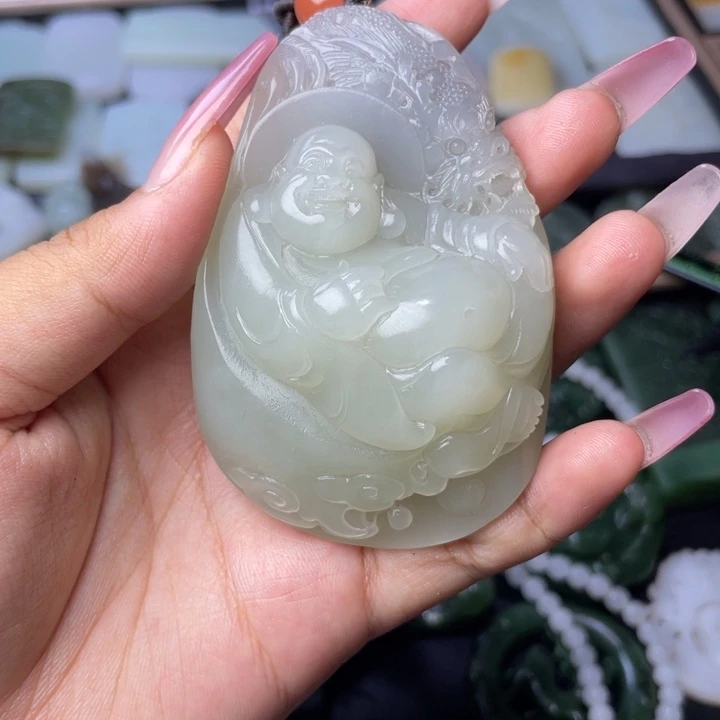 颈饰未镶嵌和田玉