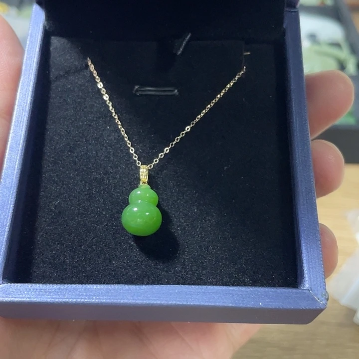 和田玉（碧玉）18K金镶嵌颈饰