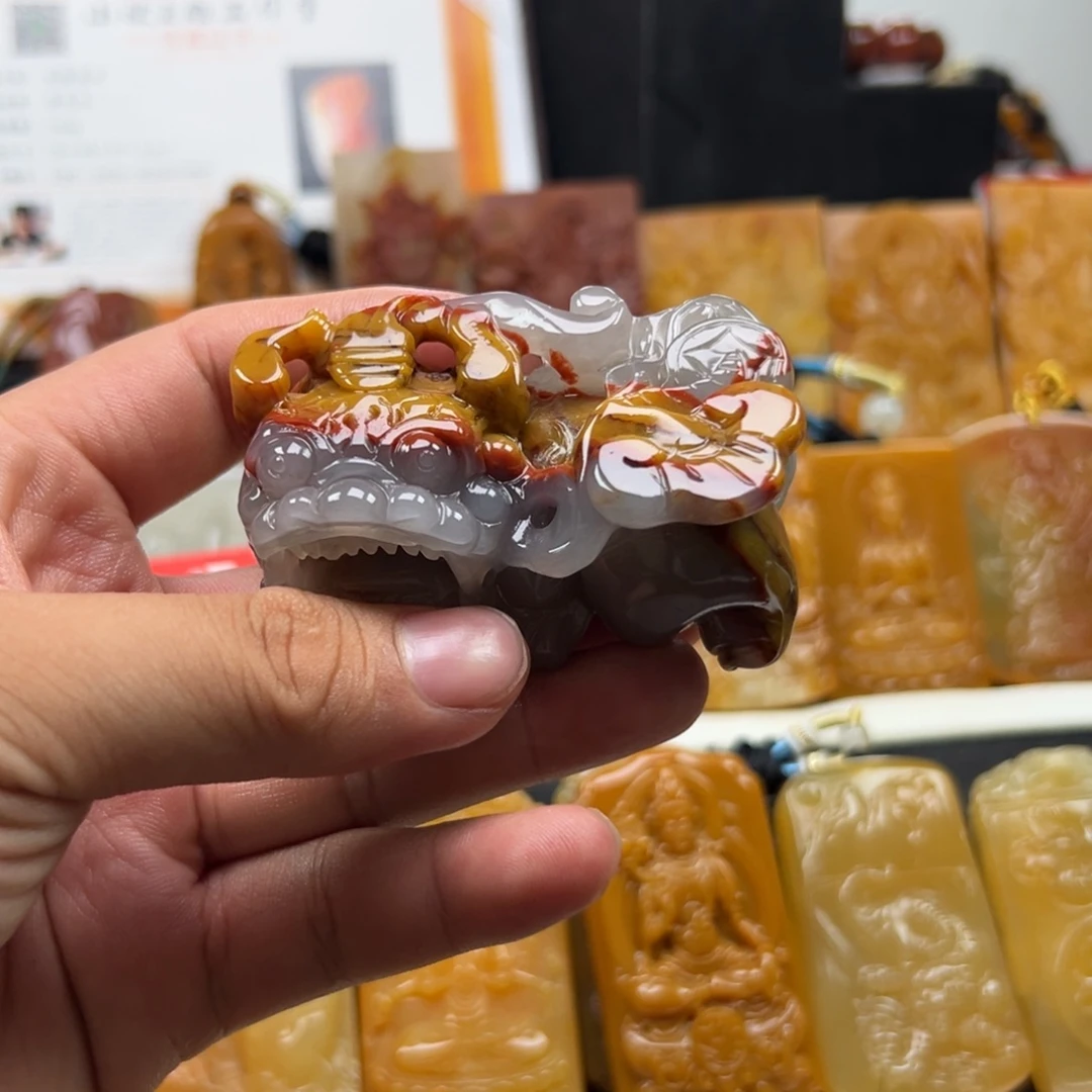 石英质玉（黄龙玉）未镶嵌多样性发货，发其一