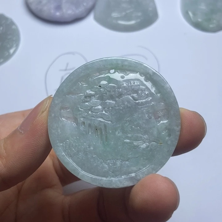 翡翠未镶嵌颈饰翡翠