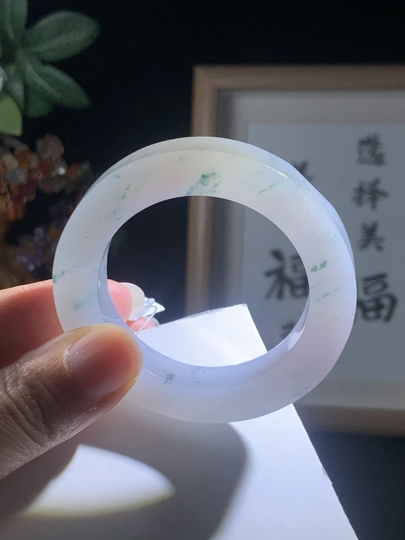 天然缅甸翡翠A货冰种飘花圆条女款时尚未抛光定制玉手镯