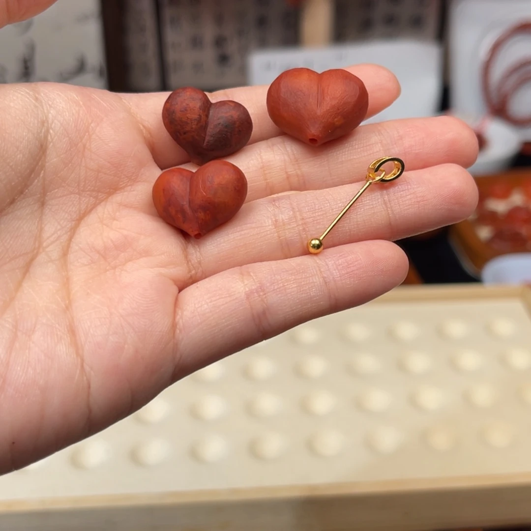 欣***欣南红玛瑙未镶嵌吊坠(不含链)