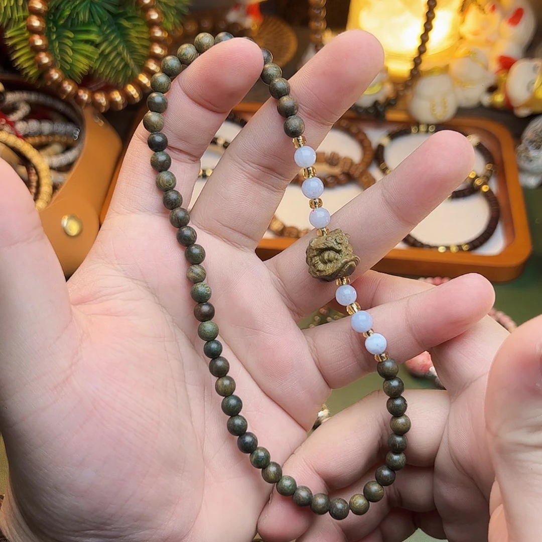 维腊木（绿檀）手串/手链