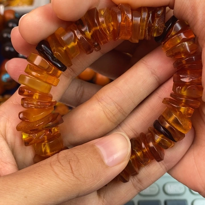 琥珀未镶嵌珠宝奇石