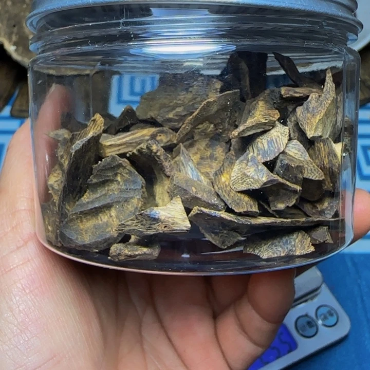 松木荼****b手工艺雕塑根雕木方板材51克