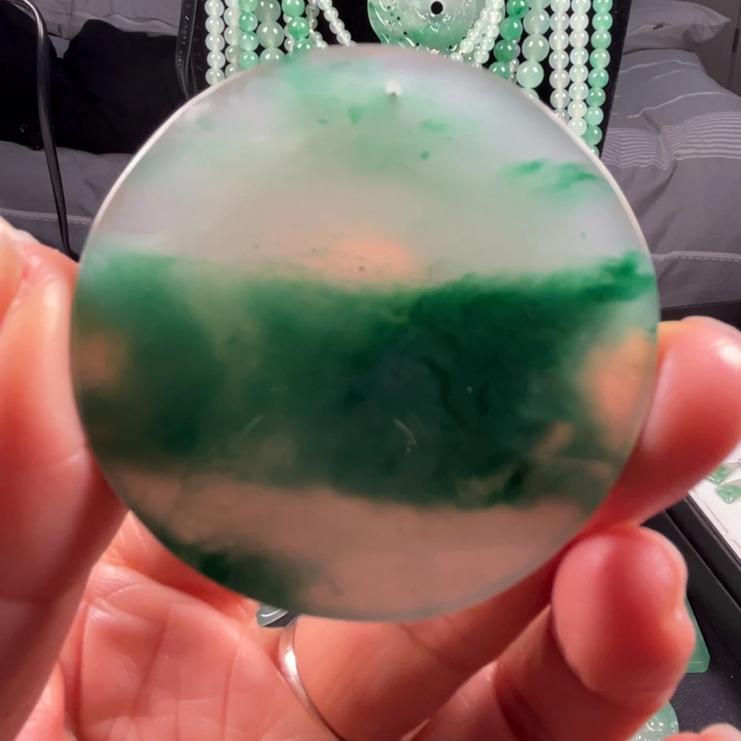 石英质玉吊坠(不含链)合金