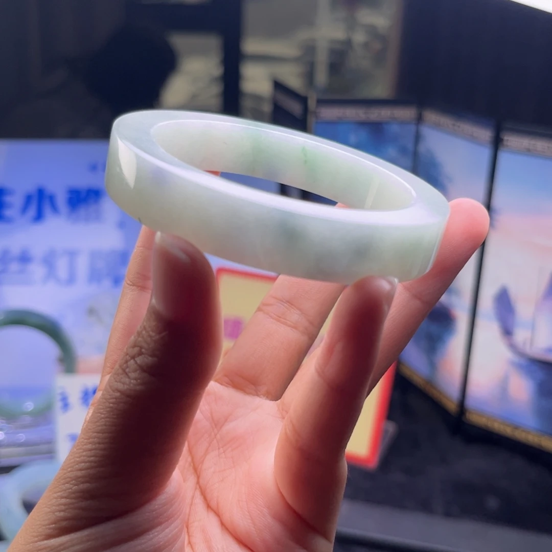 定制翡翠未镶嵌手镯手镯