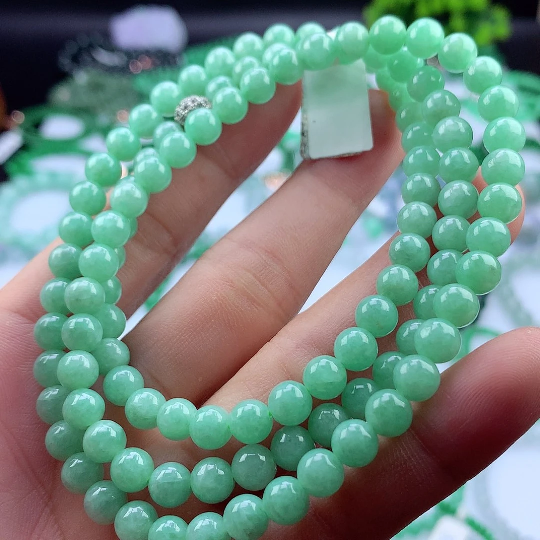 翡翠挂件未镶嵌项链