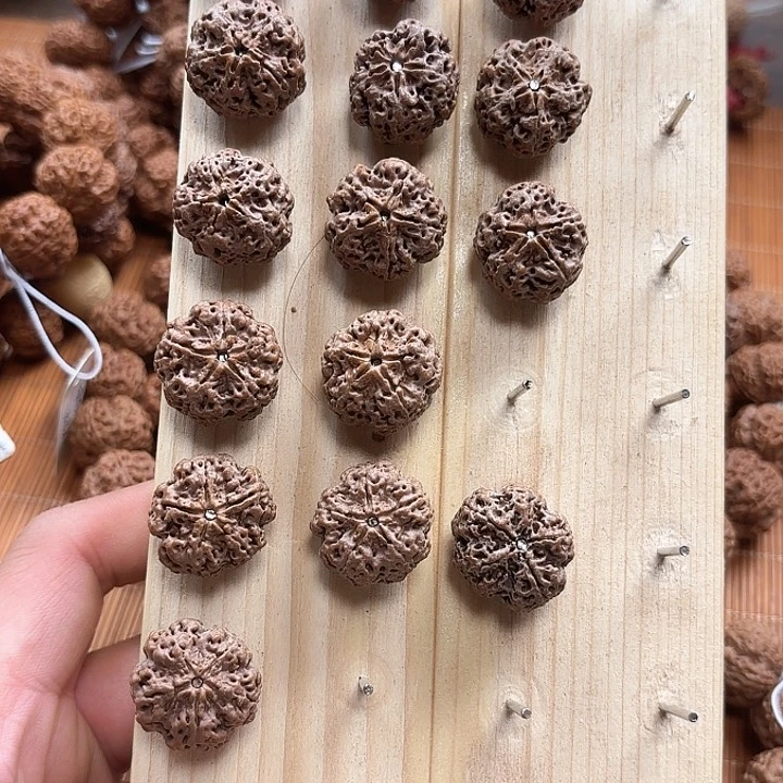 手串金刚菩提李*鑫方块梅花微瑕疵