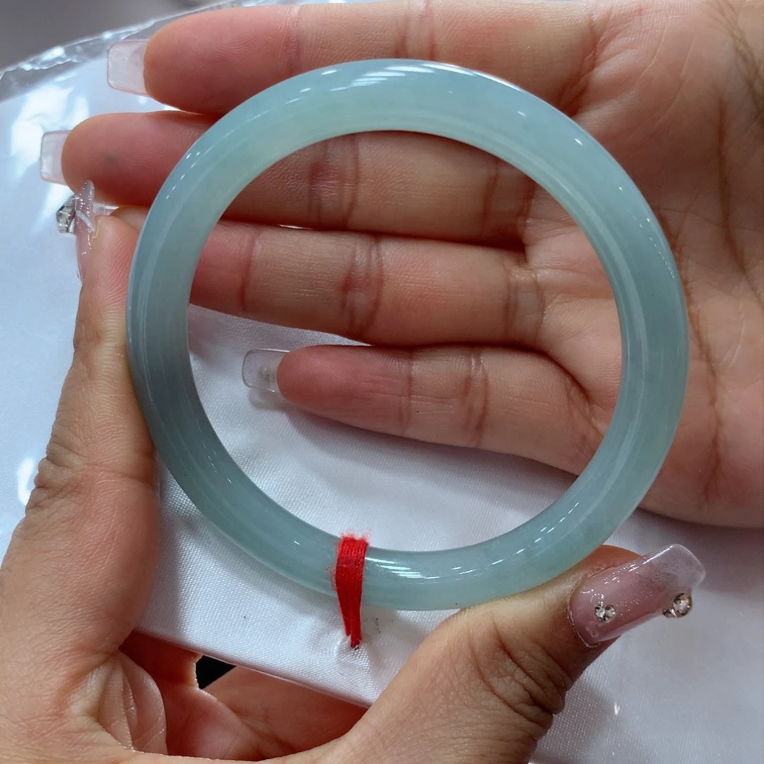 翡翠手镯未镶嵌买断