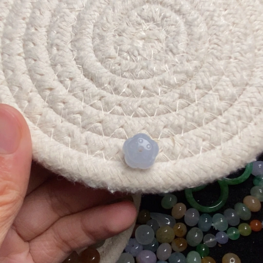 翡翠散珠10.5×8天然翡翠A货散珠