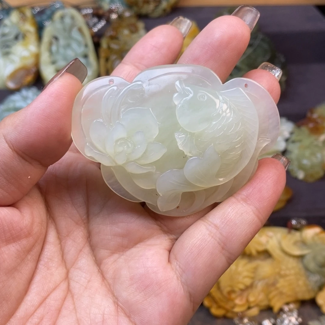 蛇纹石玉未镶嵌吊坠(赠链)