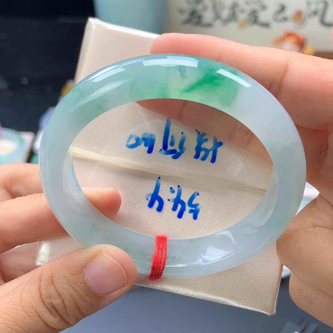 翡翠未镶嵌手镯66号