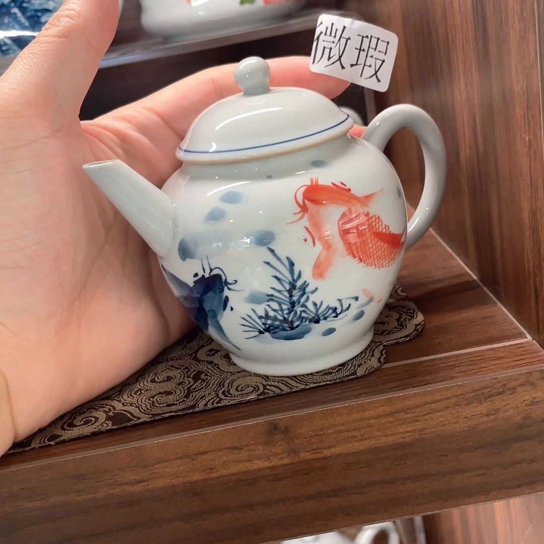 釉下手绘茶具微瑕