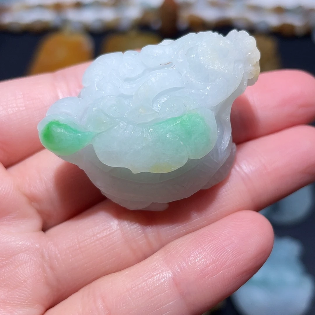 定制翡翠未镶嵌翡翠