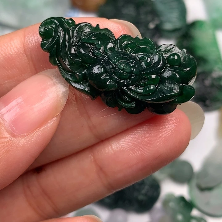未镶嵌定制翡翠翡翠